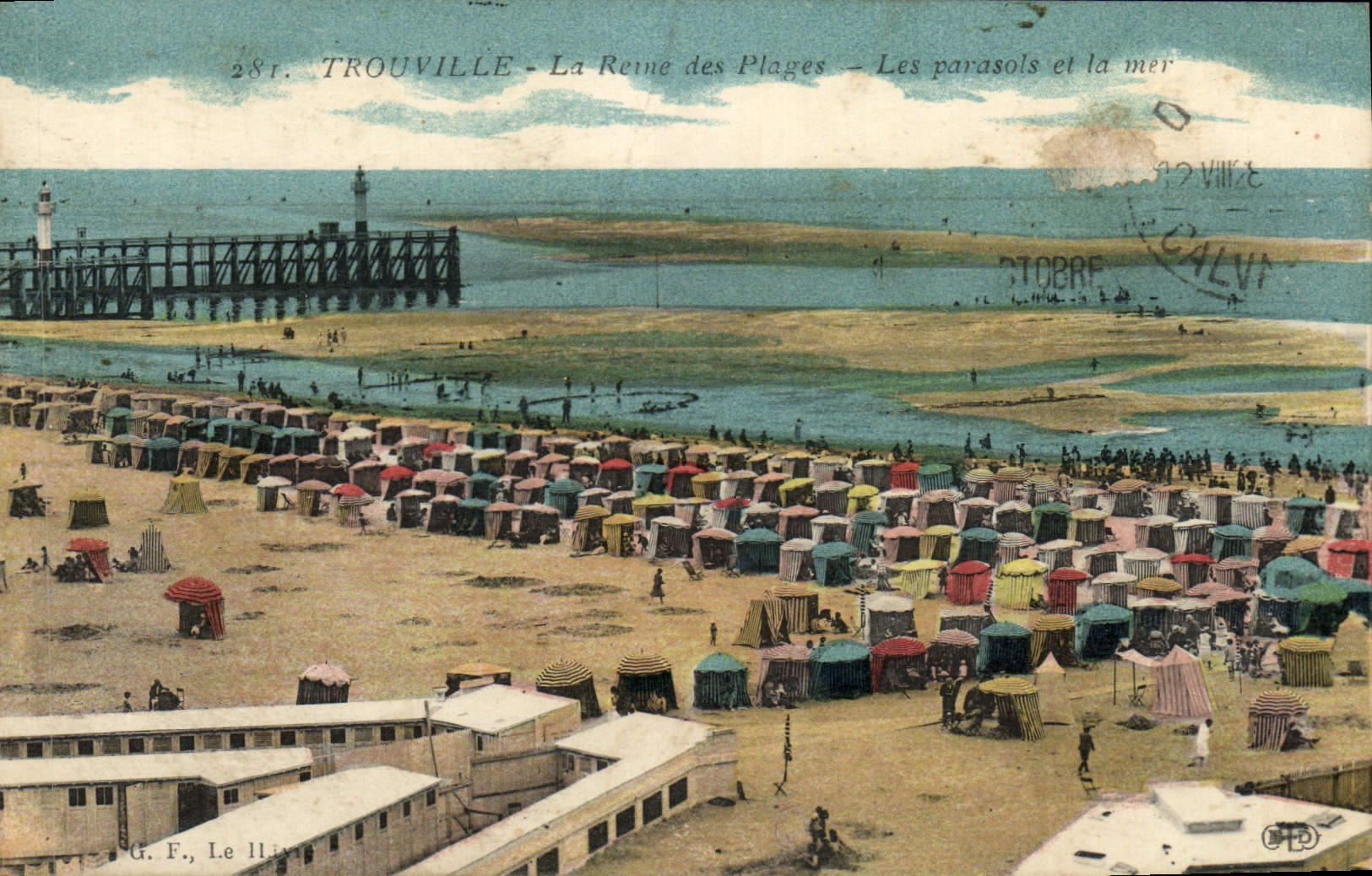 POSTAL Trouville de la VENDIMIA la playa de los parasoles y del mar de las playas