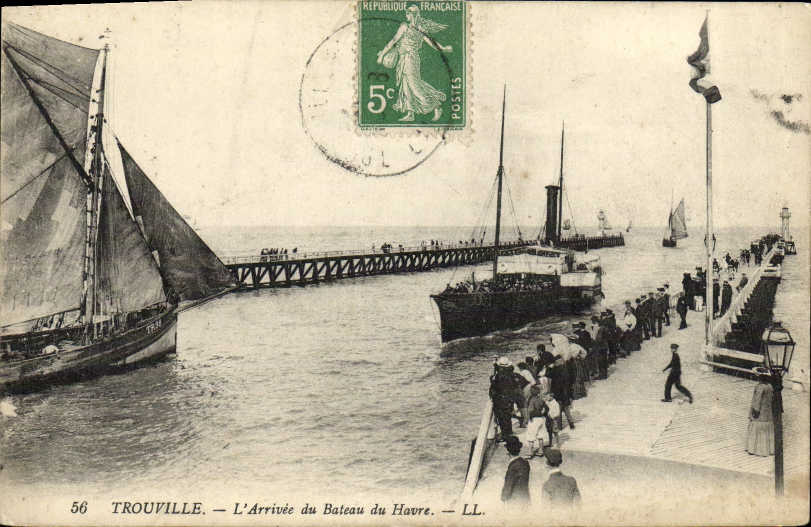 POSTAL Trouville Arriviee de la VENDIMIA del barco de Le Havre
