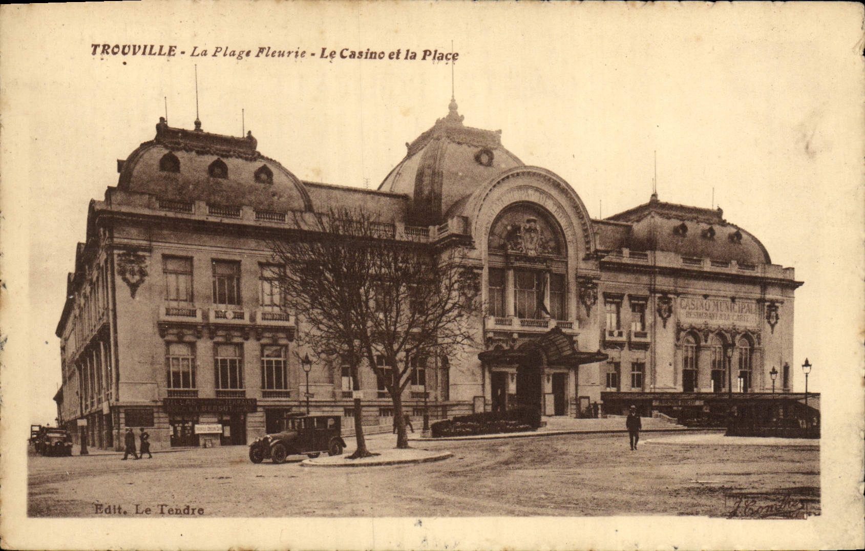 Reina de Trouville de la POSTAL de la VENDIMIA de las playas el casino y el lugar