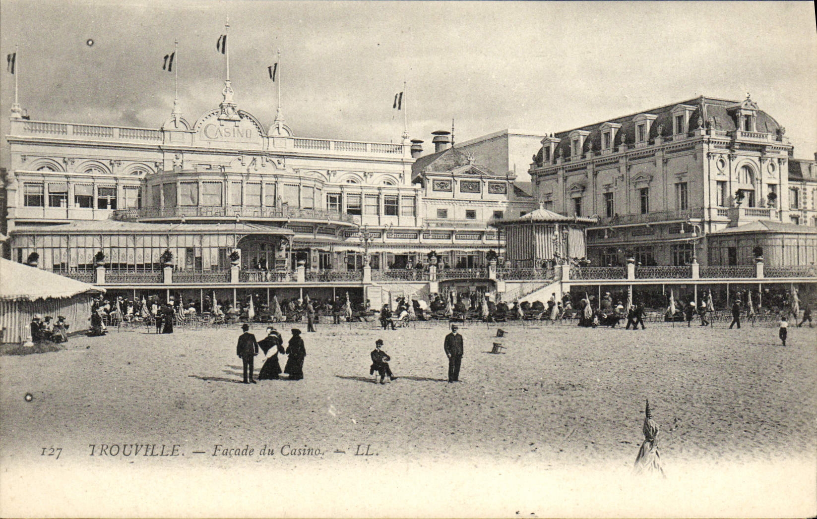 CPA Trouville Facade du Casino 