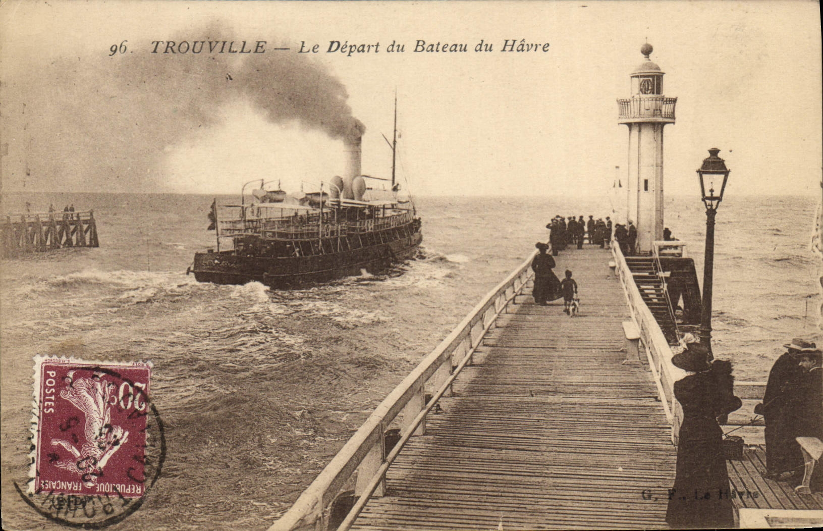 CPA Trouville Depart du Bateau du Havre 