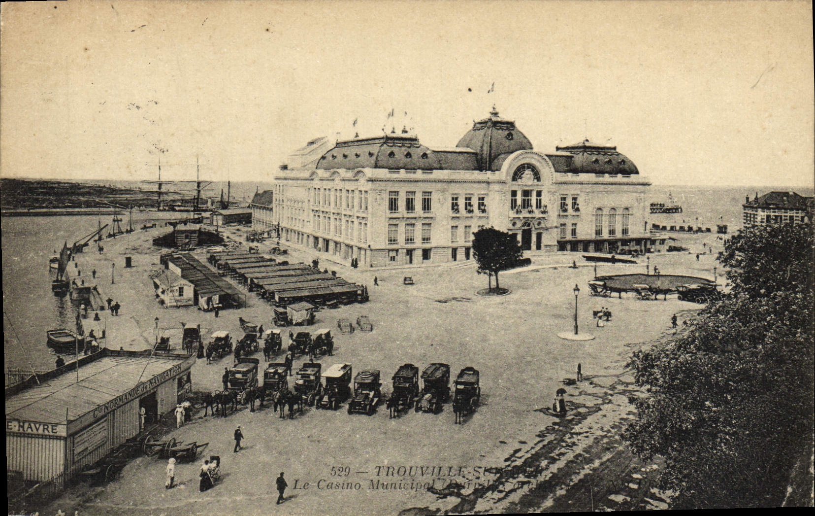 CPA Trouville Le casino Cie de Navigation 