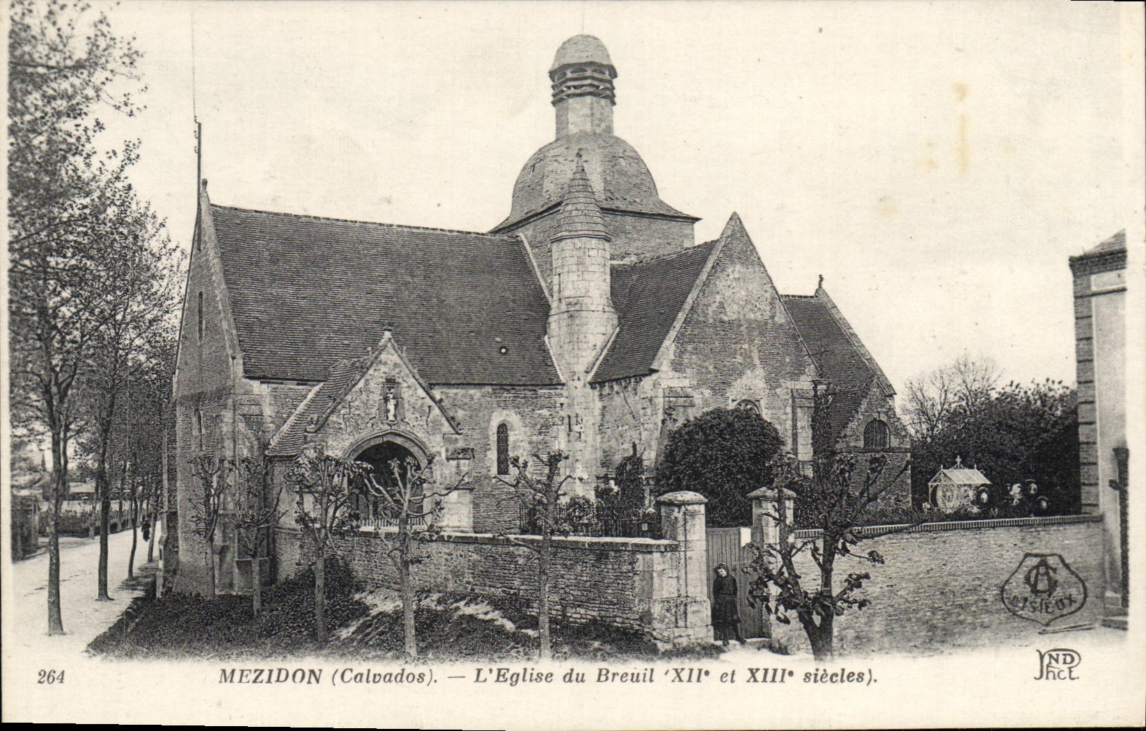 CPA Mezidon L'Eglise du breuil
