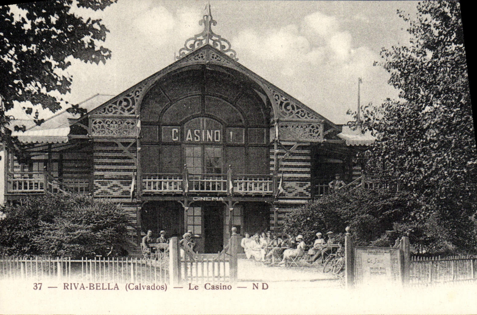 VINTAGE POSTCARD Riva bleated the caino