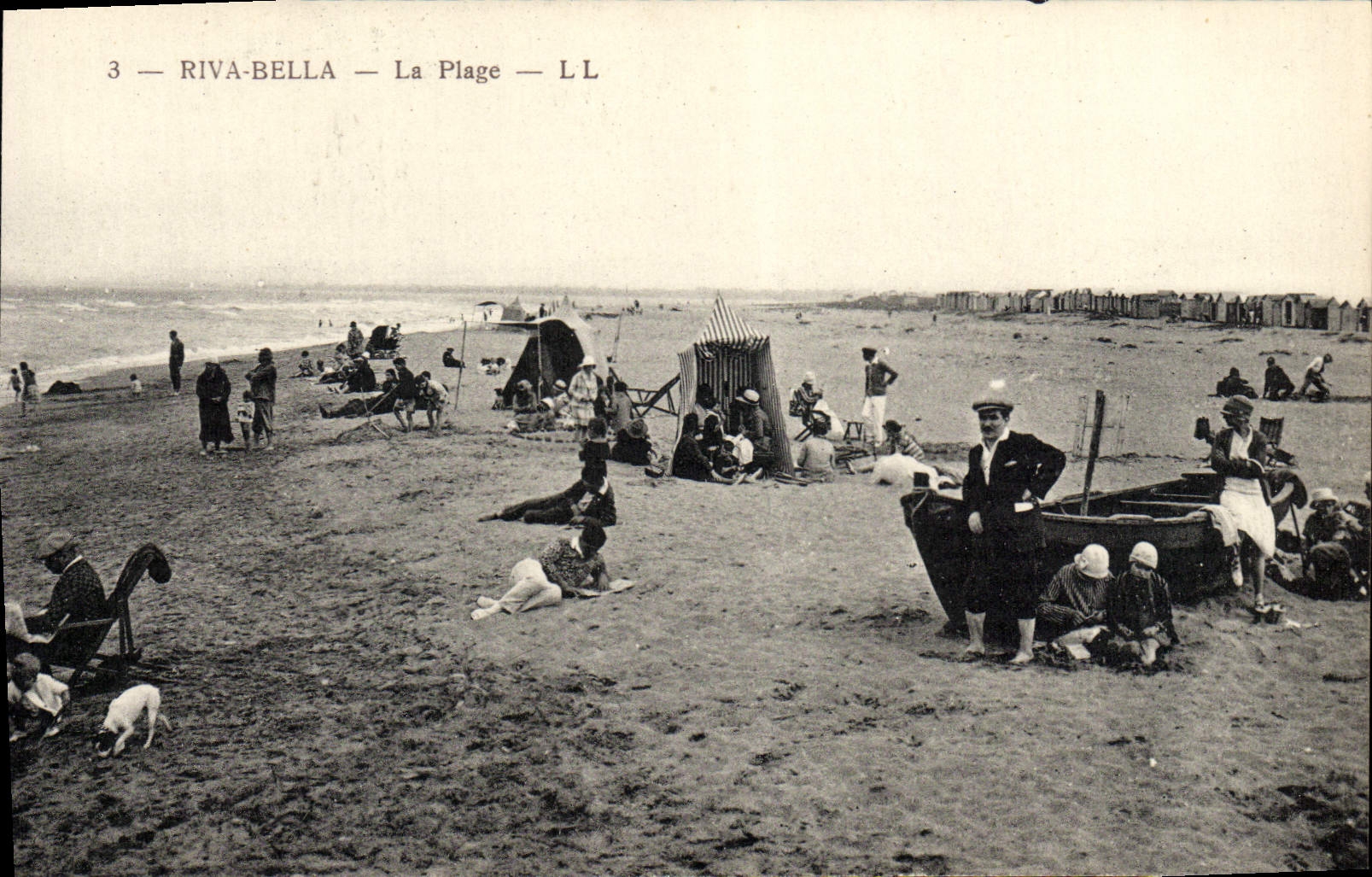 VINTAGE POSTCARD Riva Bleated the beach