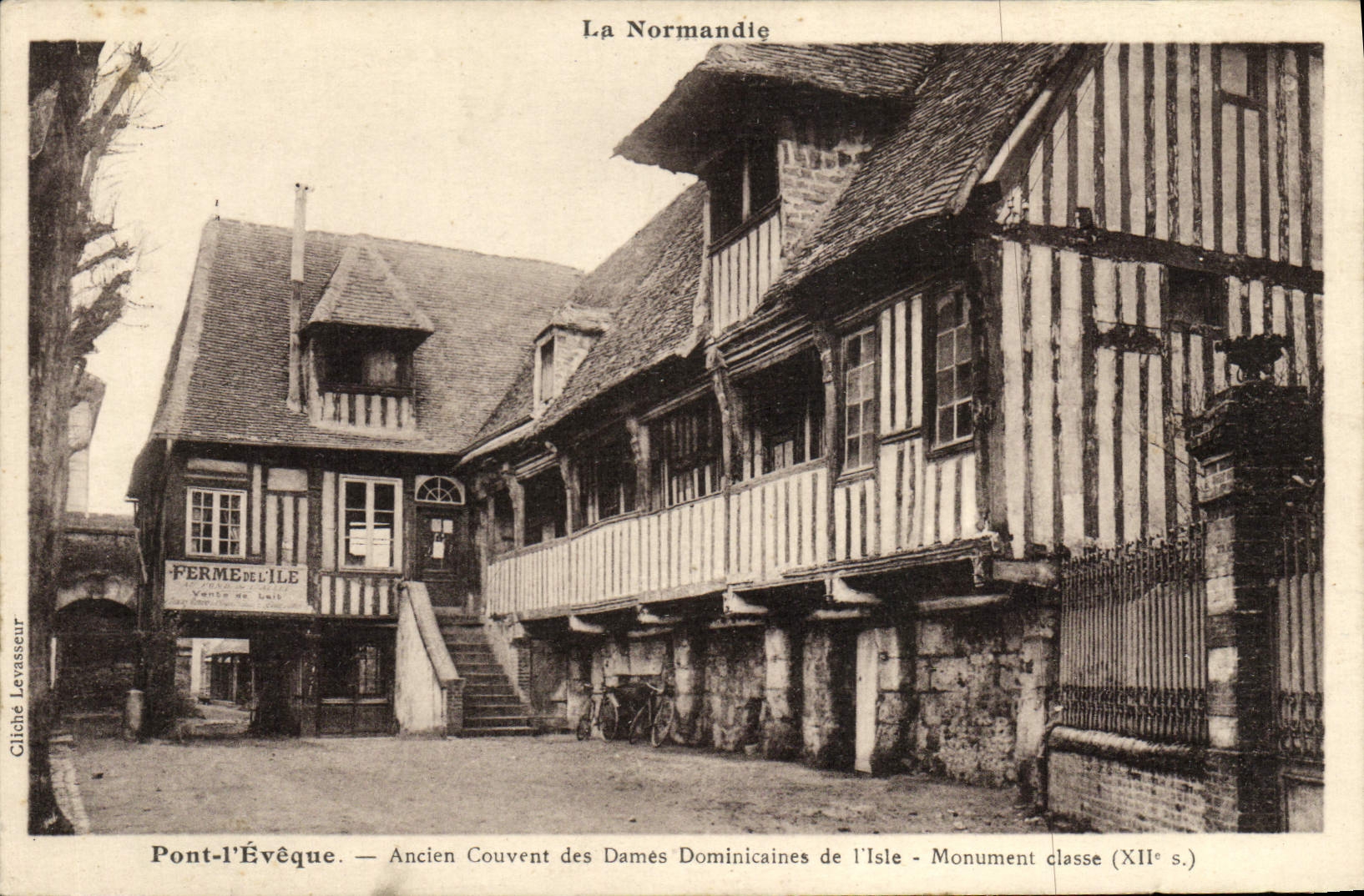 VINTAGE POSTCARD Normandy Pont I' Eveque old brood Dominican ladies of Isle