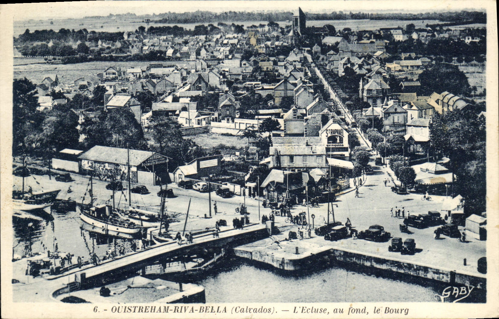 CPA Oustreham Riva Bella L'ecluse au fond le bourg