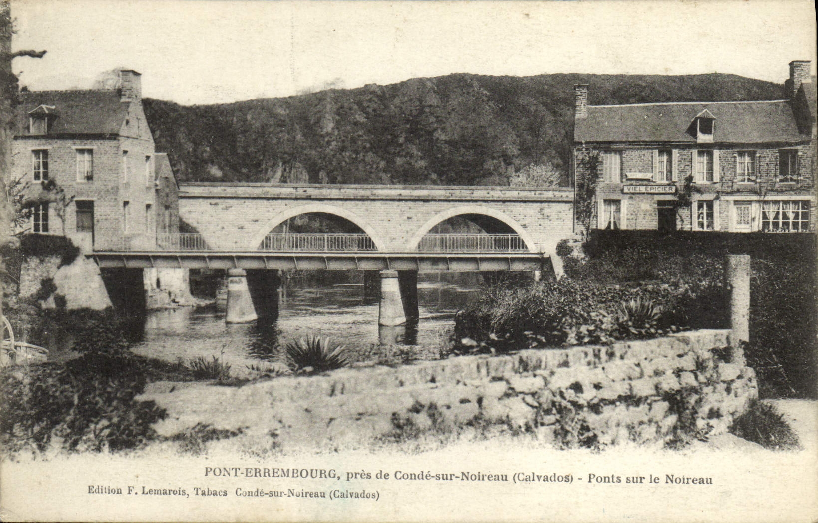 CPA Pont Errembourg pres de conde sur noireau ponts sur le noireau