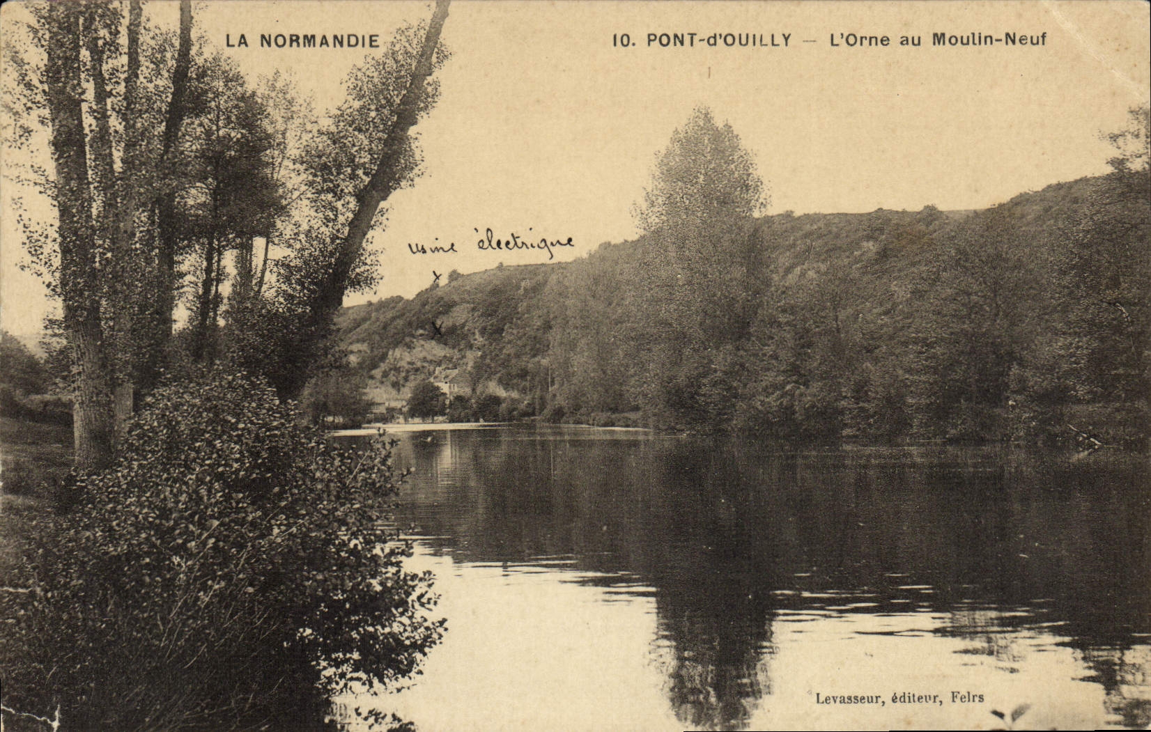 La POSTAL Normandía Pont de la VENDIMIA de Ouilly Orne al nuevo molino trabaja a máquina eléctrico