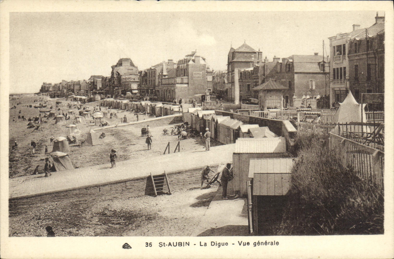 CPA St Aubin sur Mer La Digue Vue Generale