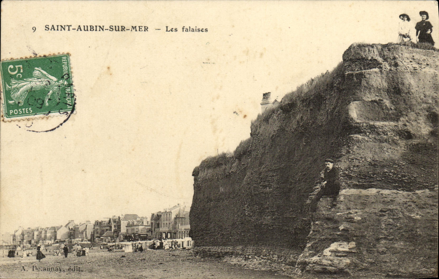 CPA Saint Aubin sur Mer Les Falaises