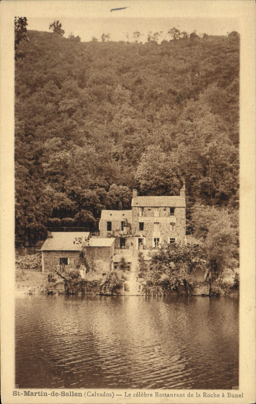 CPA St Martin du Sallen Le celebre restaurant de la Roche a Bunel