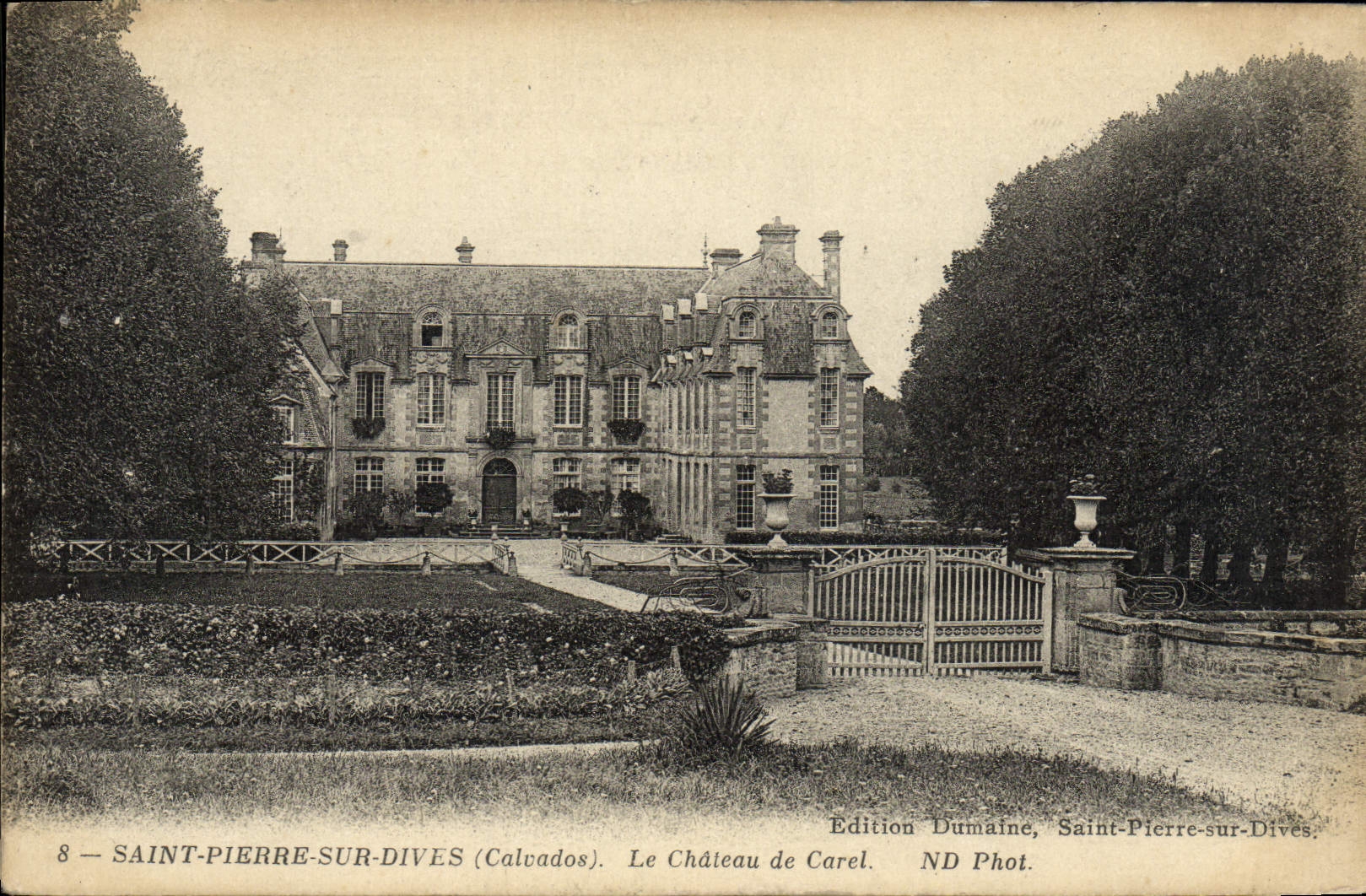 VINTAGE POSTCARD Saint Pierre On Divine the castle of Carel