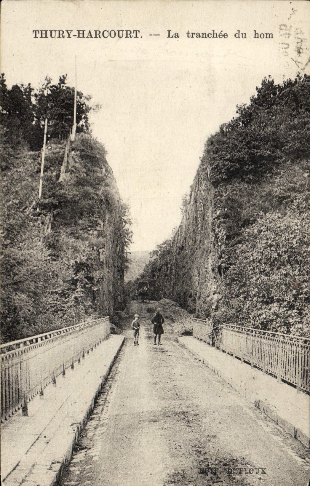 VINTAGE POSTCARD Thury Harcourt the Trench of Hom