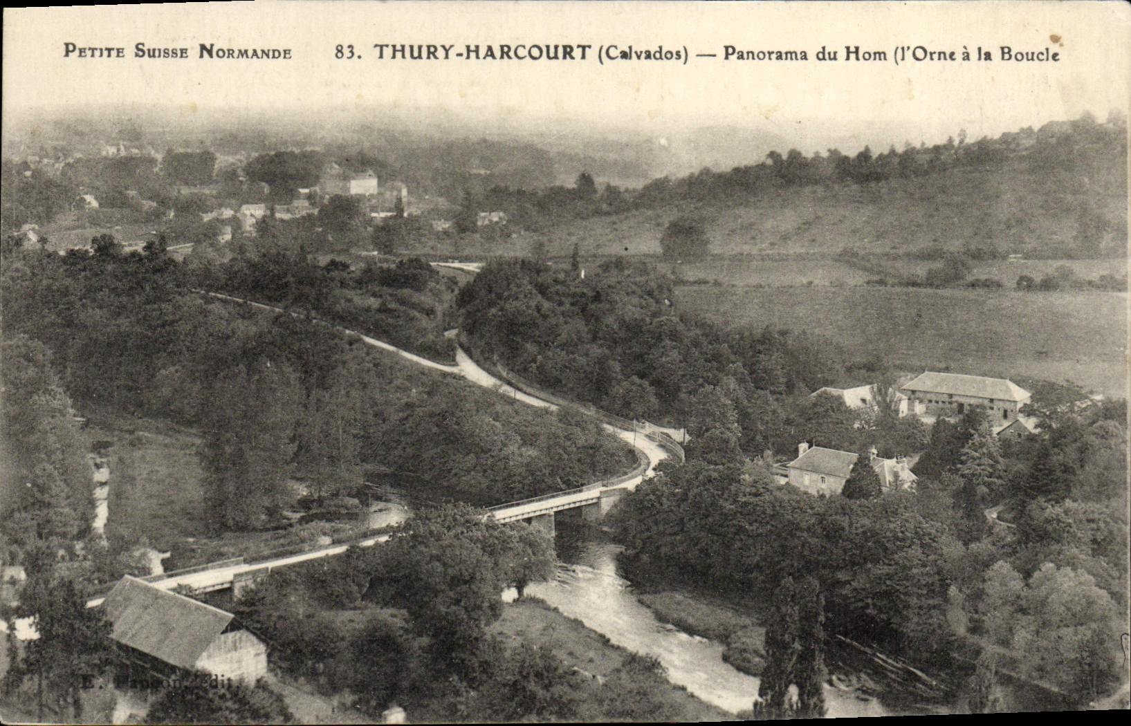 Panorama de Thury Harcourt de la POSTAL de la VENDIMIA de Hom Orne al lazo