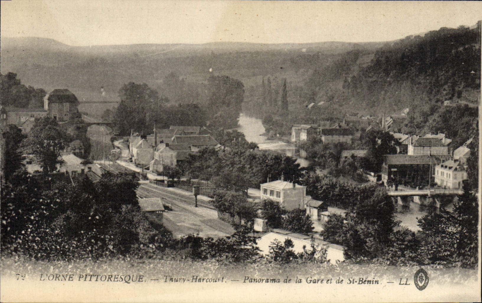 CPA Thury Harcourt Panorama de la Gare et de Saint Benin