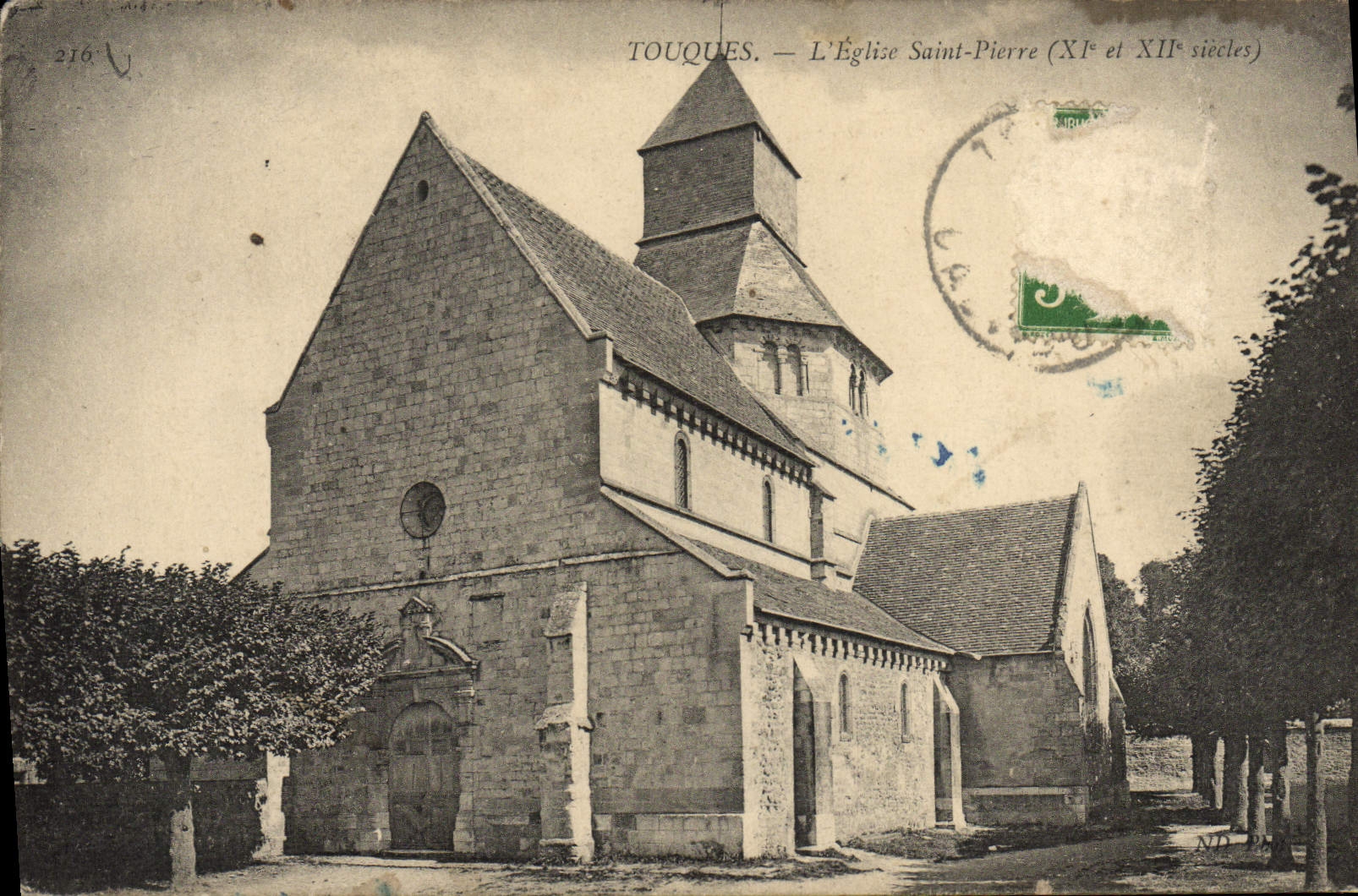 CPA Touques L'Eglise Saint Pierre