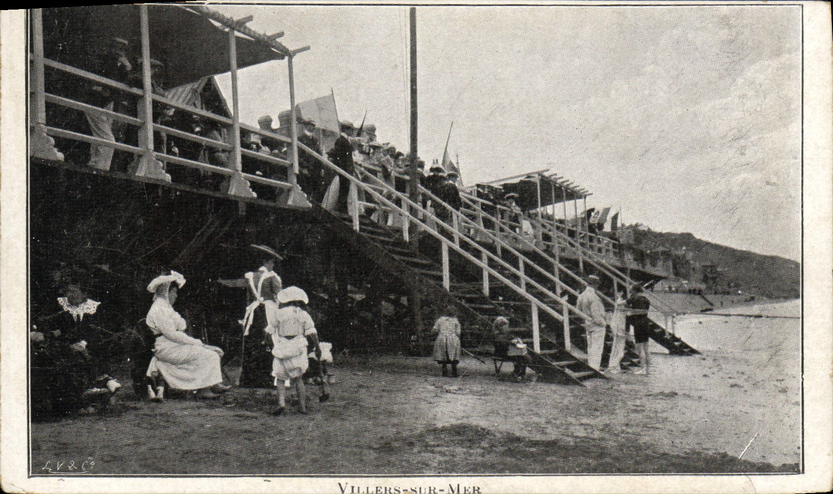 POSTAL Villers de la VENDIMIA en el mar la playa