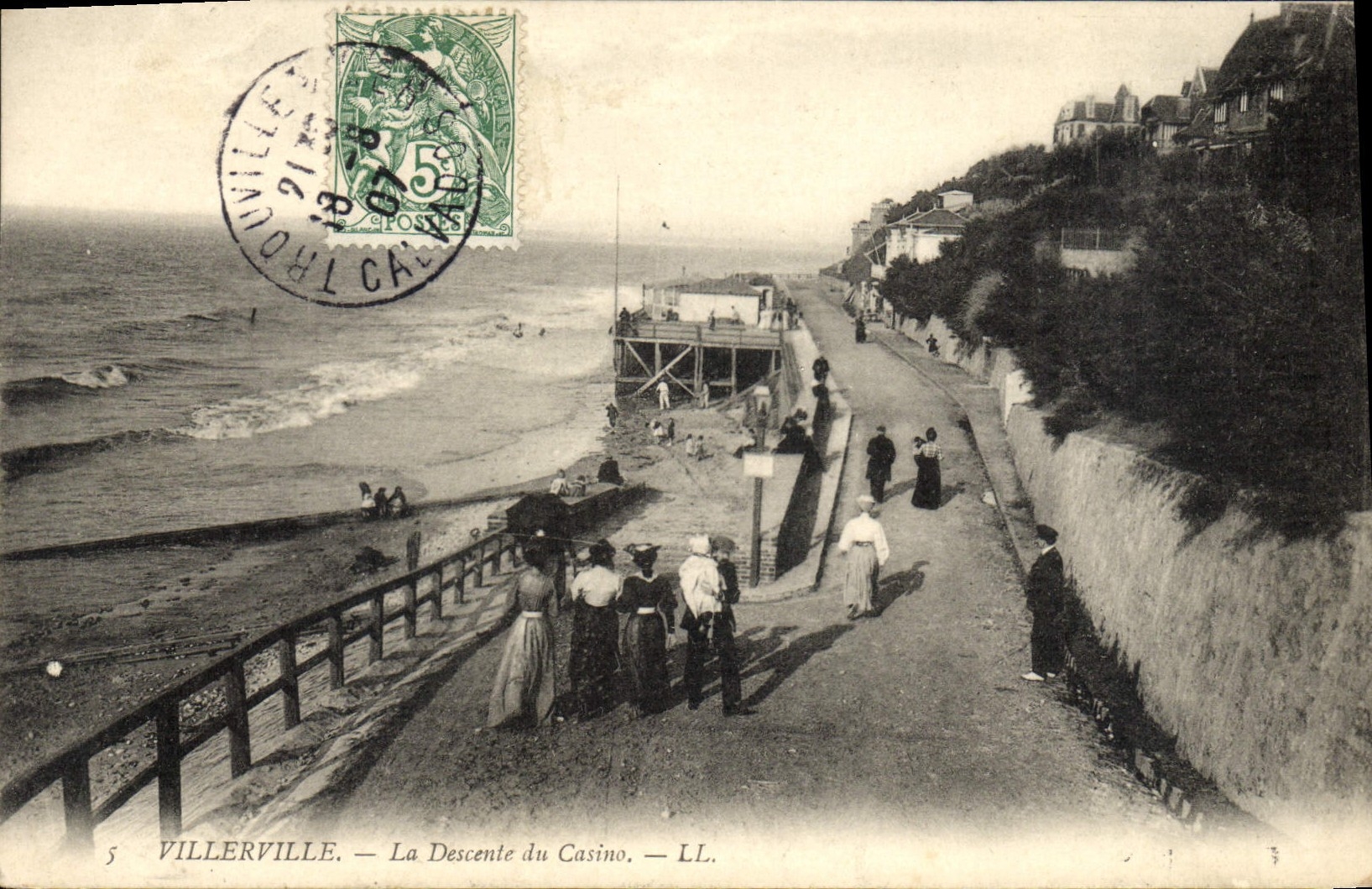 CPA Villerville La Descente du Casino