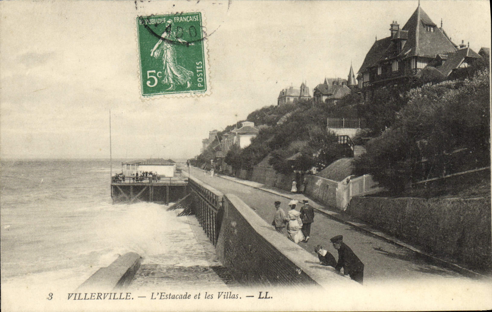 CPA Villerville L'Estacade et les Villas