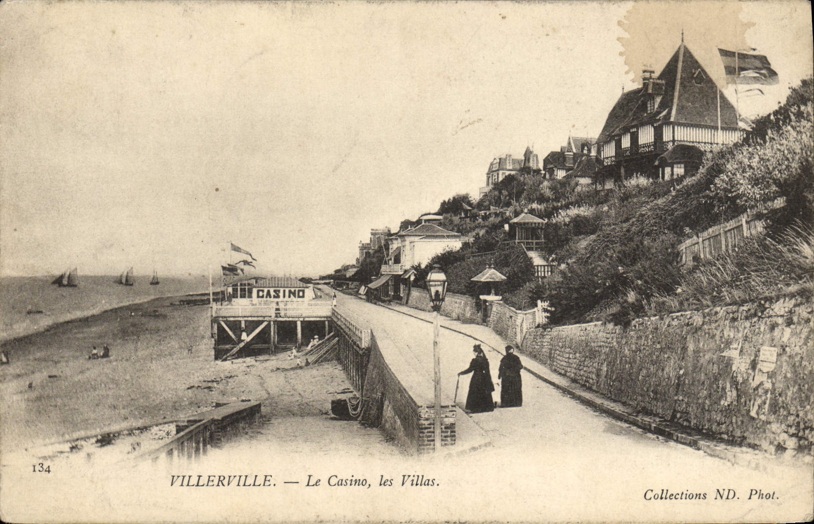 CPA Villerville Le Casino les Villas