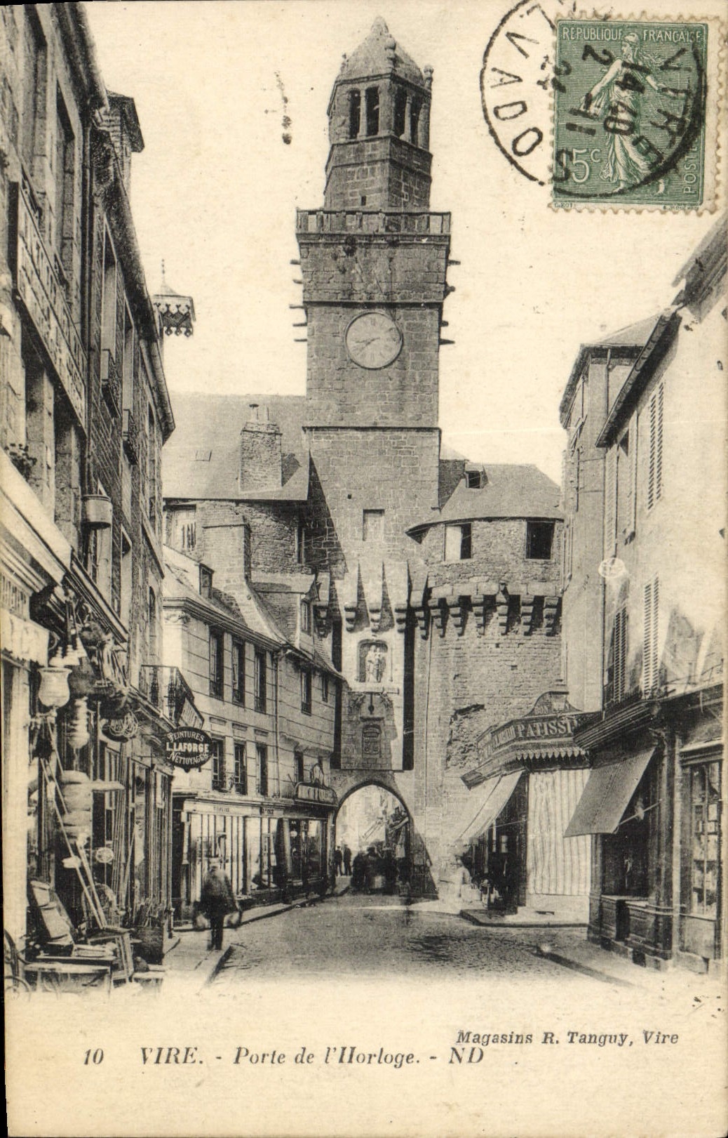 CPA Vire Porte de L'Horloge