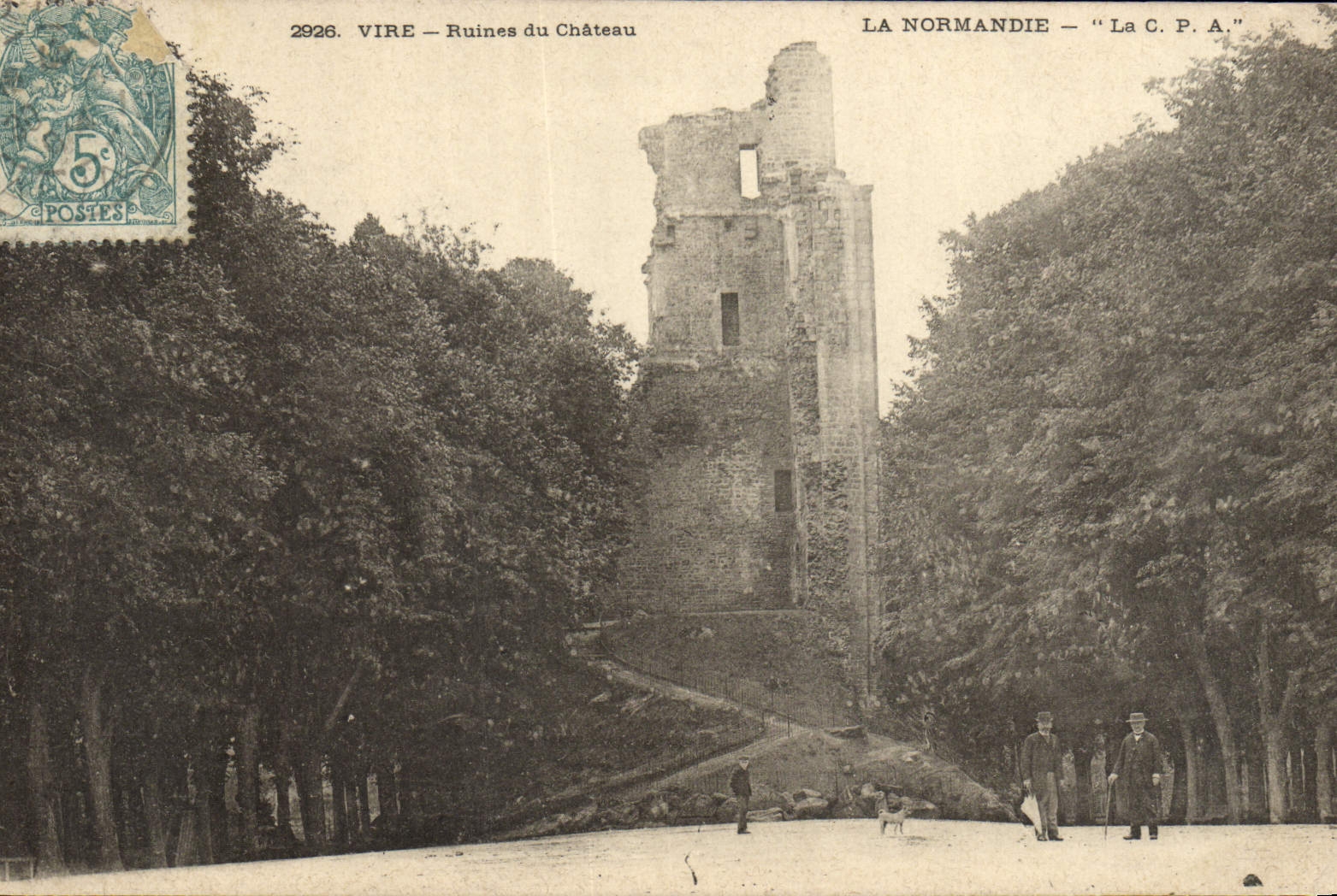 CPA Vire Place du Chateau