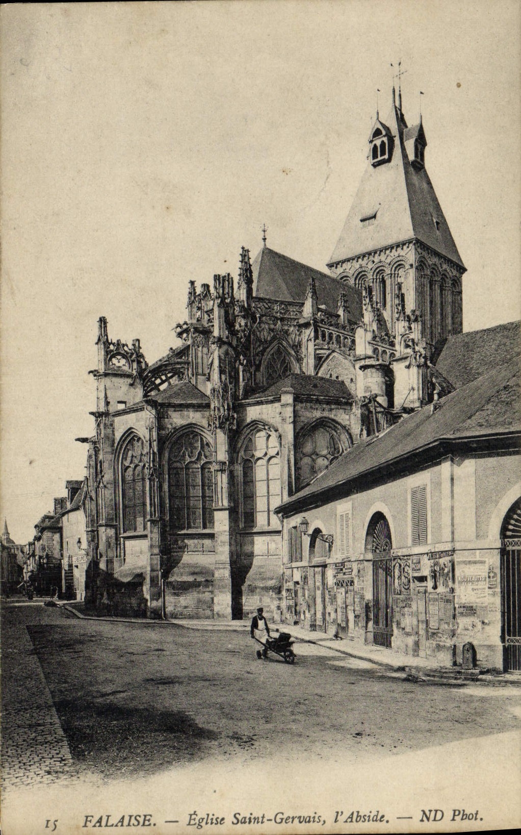CPA Falaise Eglise Saint Gervais L'Abside