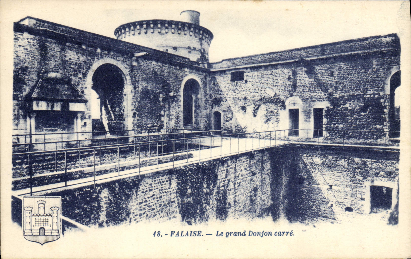 CPA Falaise Le grand Donjon Carre