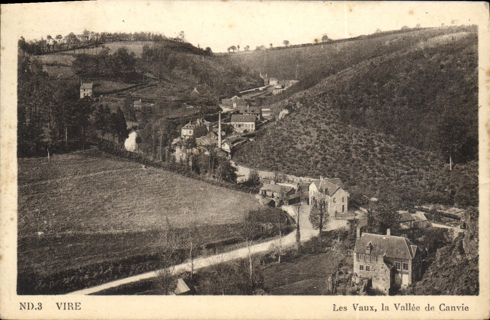 CPA Vire Les Vaux La Vallee De Canvie
