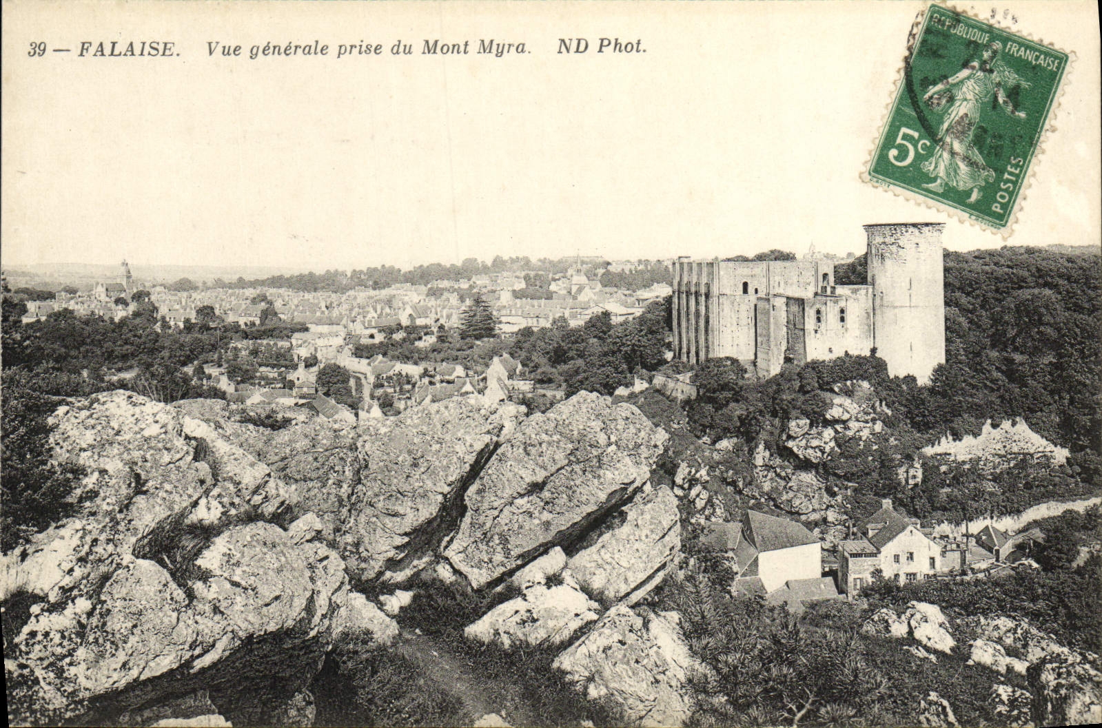 CPA Falaise Vue generale Prise du Mont Myra
