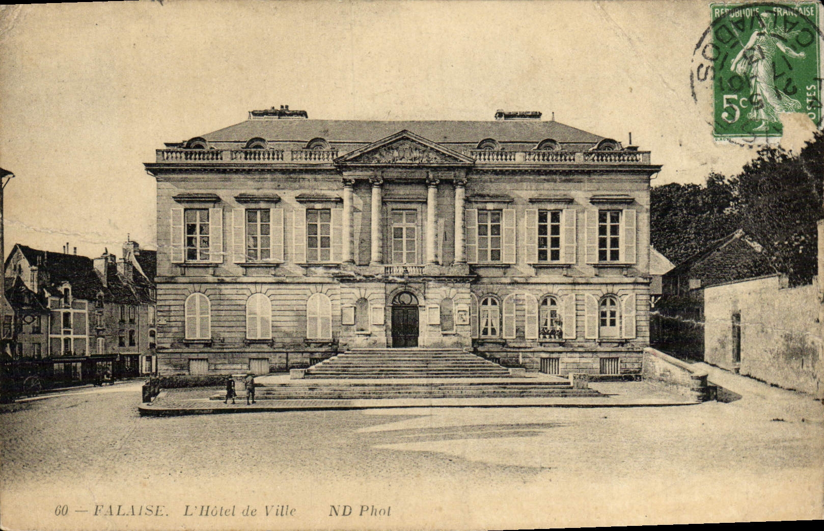 VINTAGE POSTCARD Cliff the Town hall