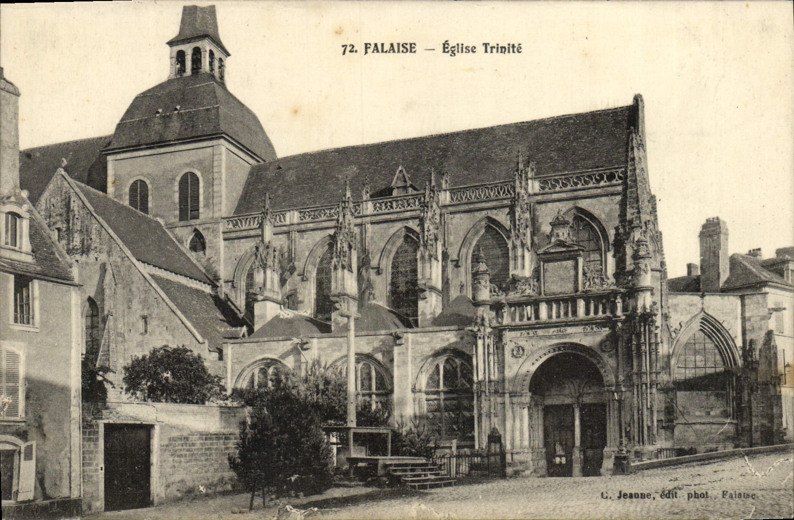 CPA Falaise Eglise Trinite