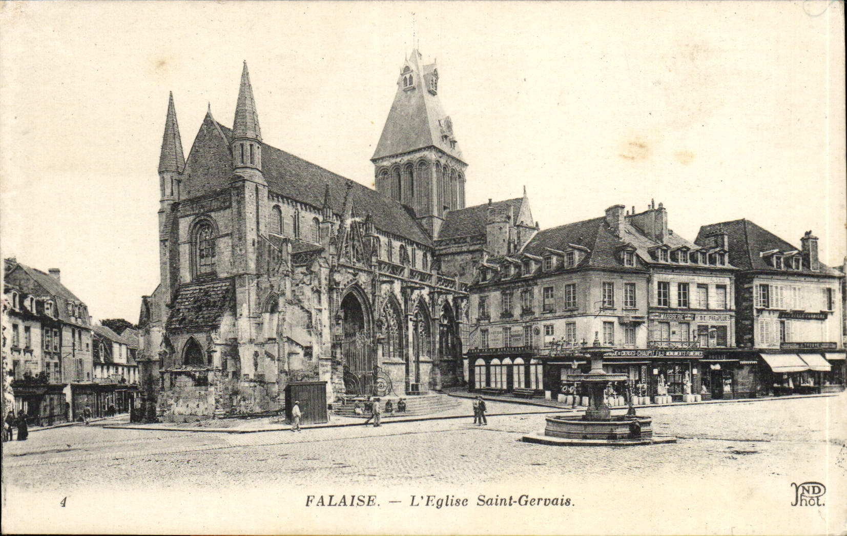 CPA Falaise L'Eglise Saint Gervais