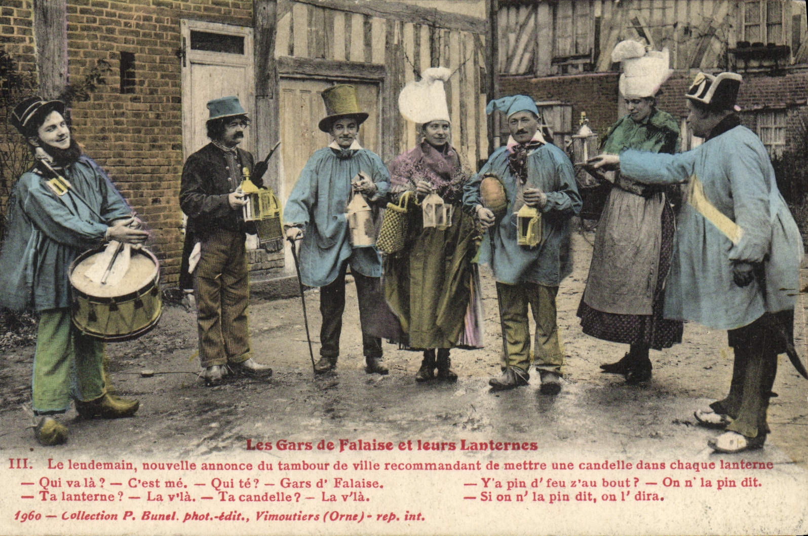 CPA Falaise La lanterne du gars de Falaise Folklore Costume
