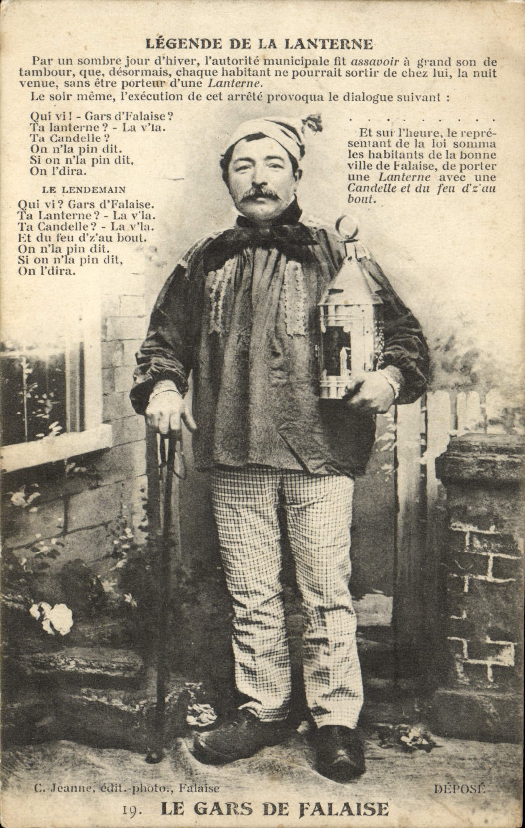 CPA Falaise Legende de la lanterne Folklore Costume