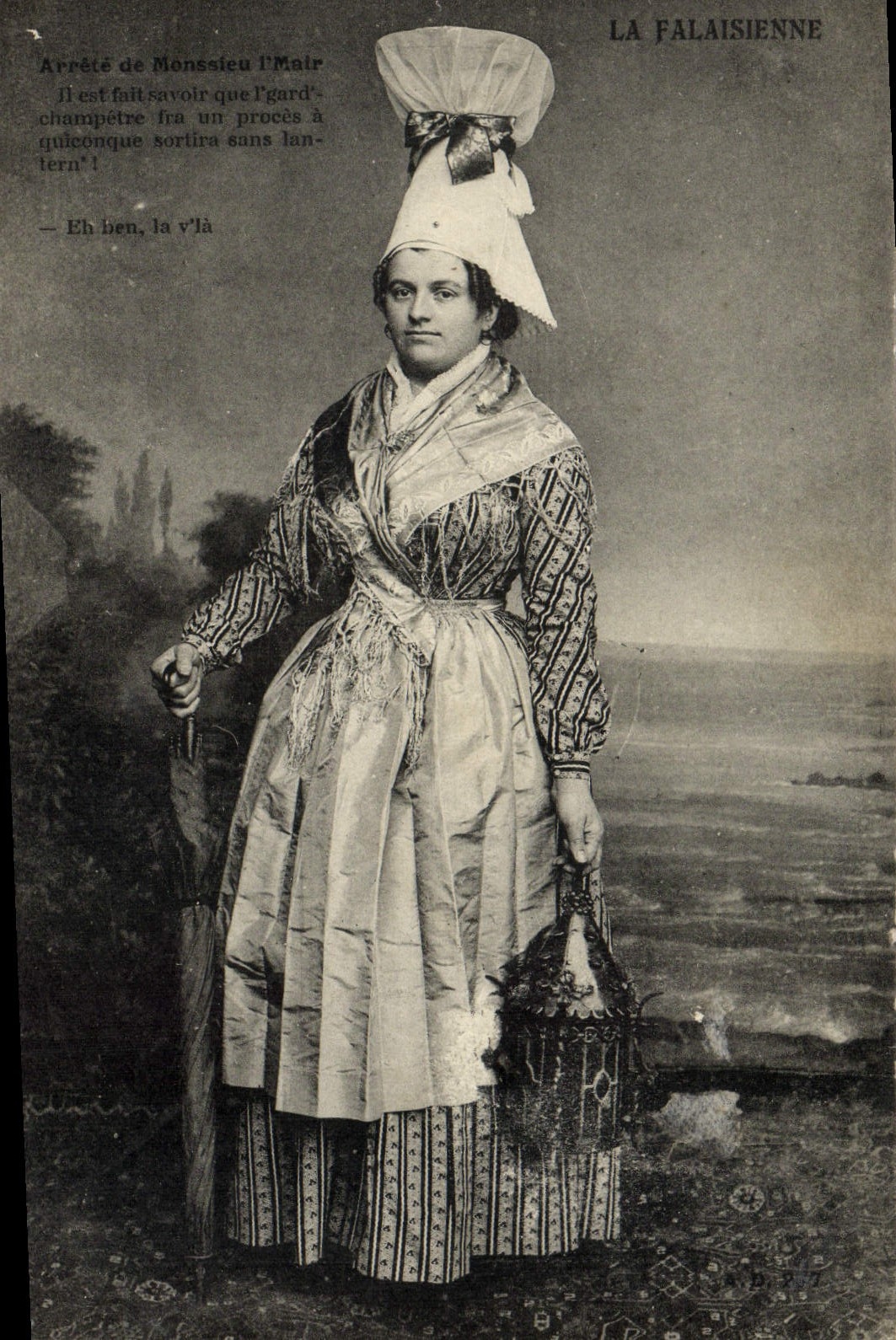 VINTAGE POSTCARD Cliff Falaisienne Folklore Costume Woman