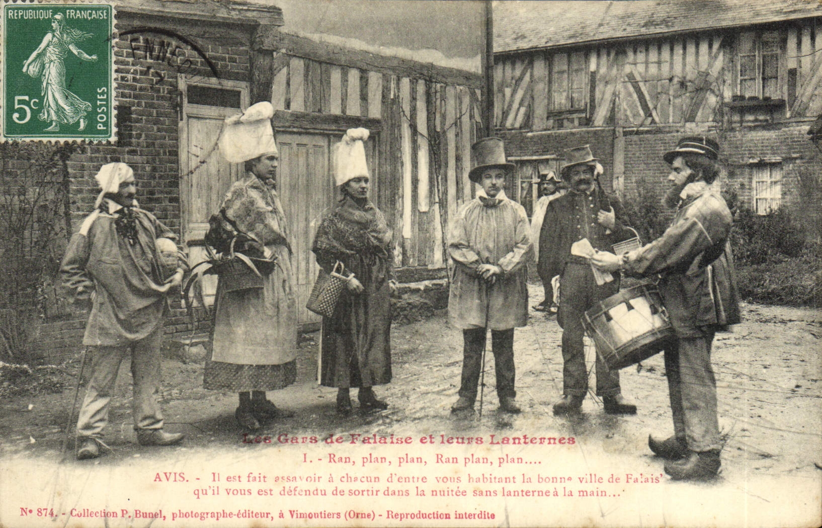 VINTAGE POSTCARD Cliff Guy and Ieurs Lanterns Folklore Costume