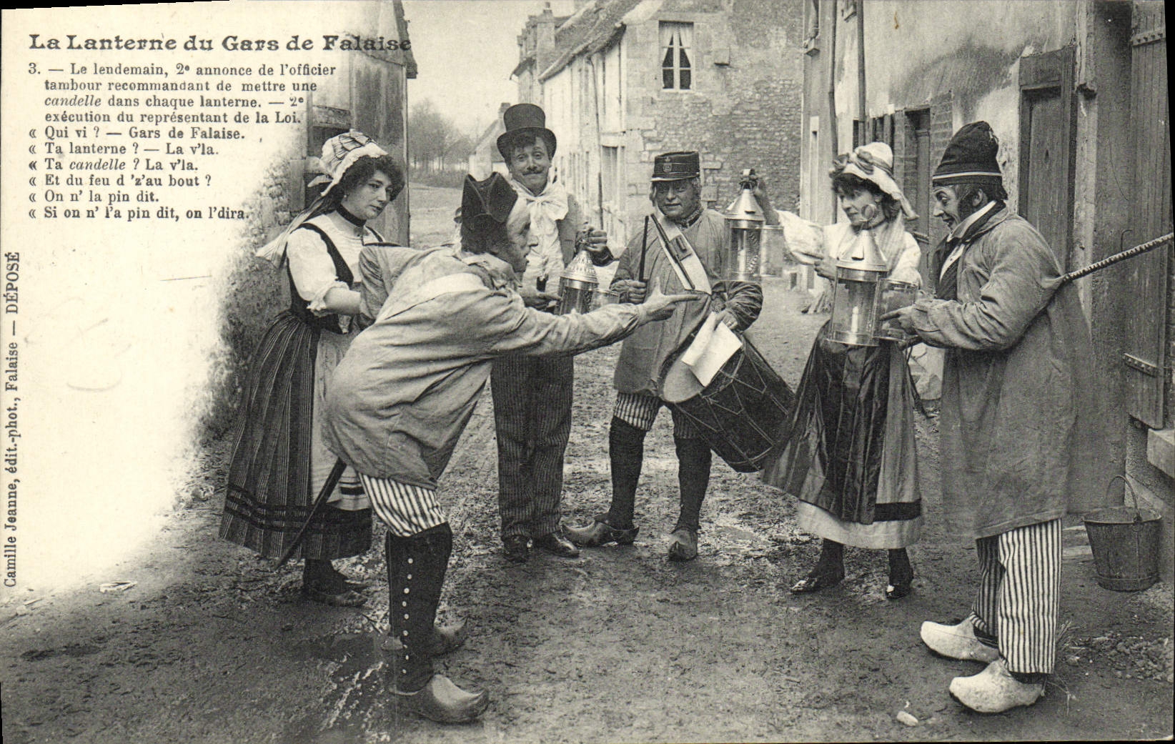 CPA Gars de Falaise et Ieurs Lanternes Folklore Costume