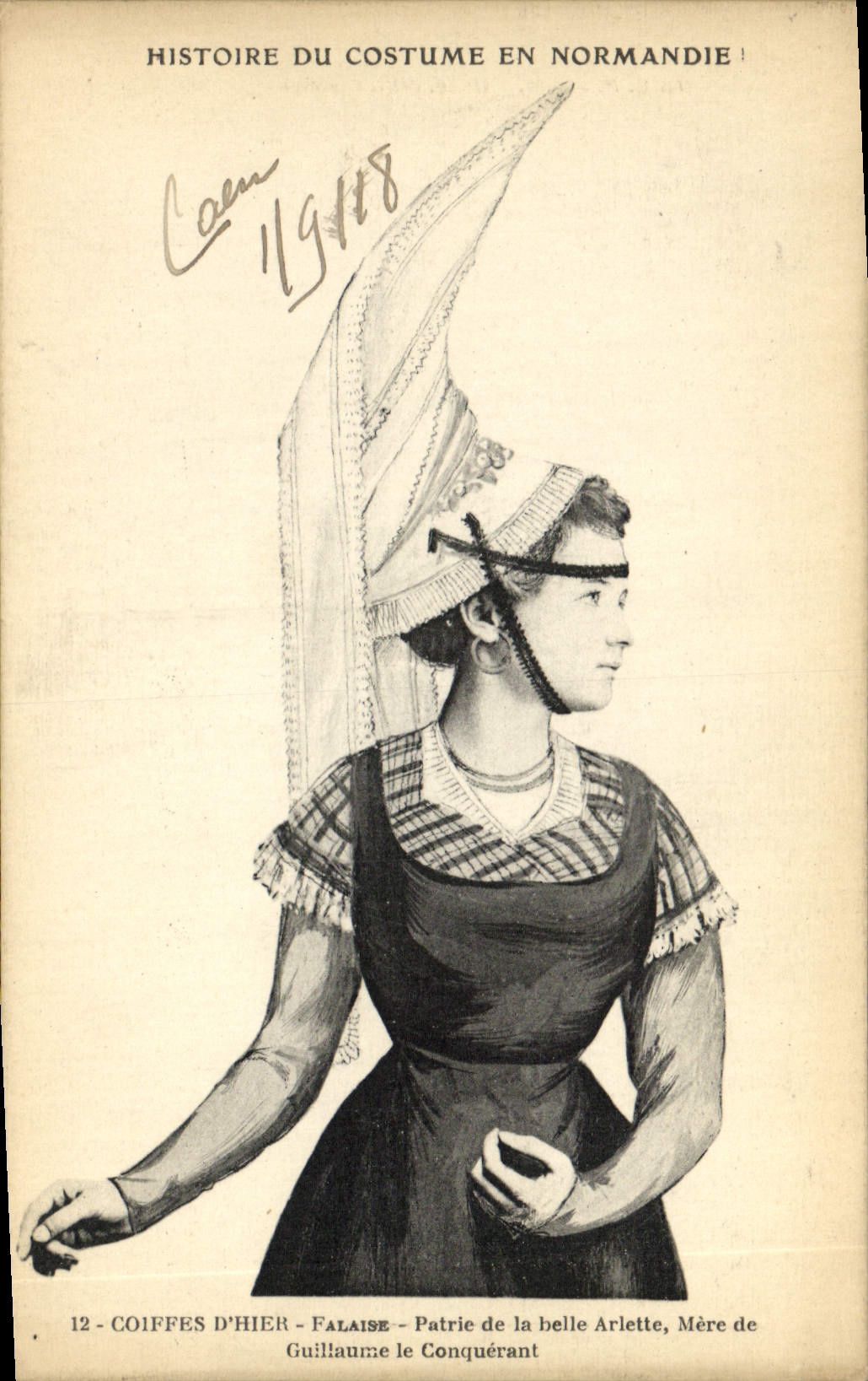 CPA Falaise Coiffes d'hier Patrie de la belle Arlette Mere de Guillaume le Conquerant Folklore Costume