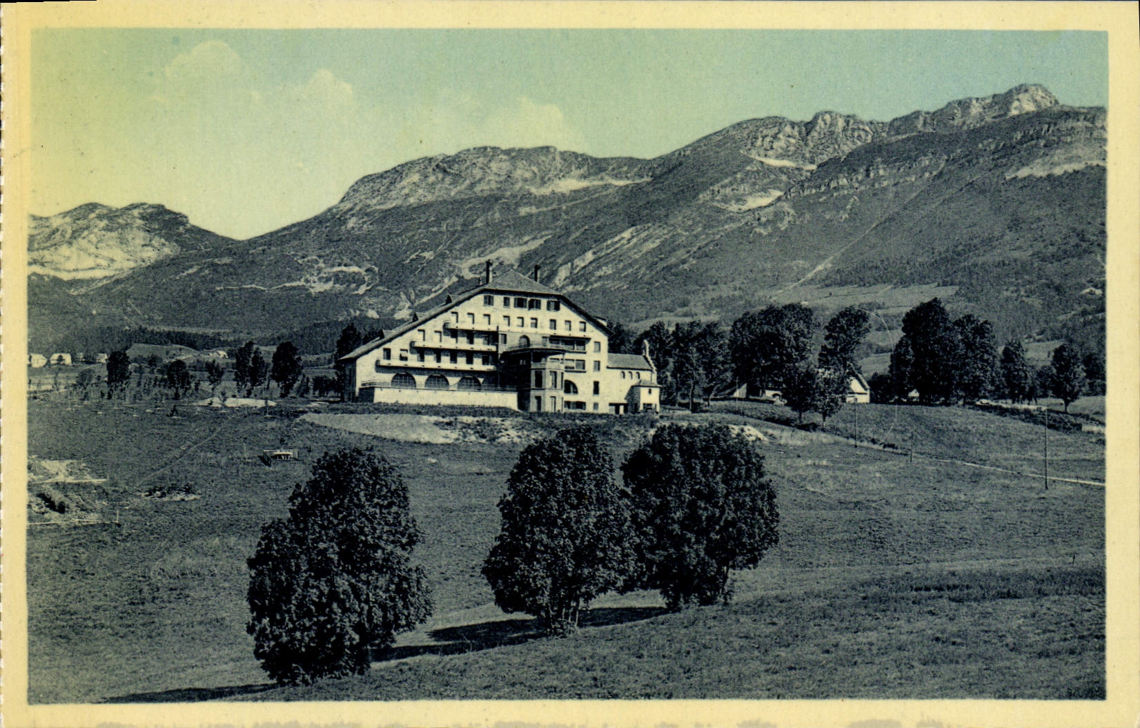POSTAL Villard De Lans de la VENDIMIA la campana-torre el collar del arco y del Cornafion