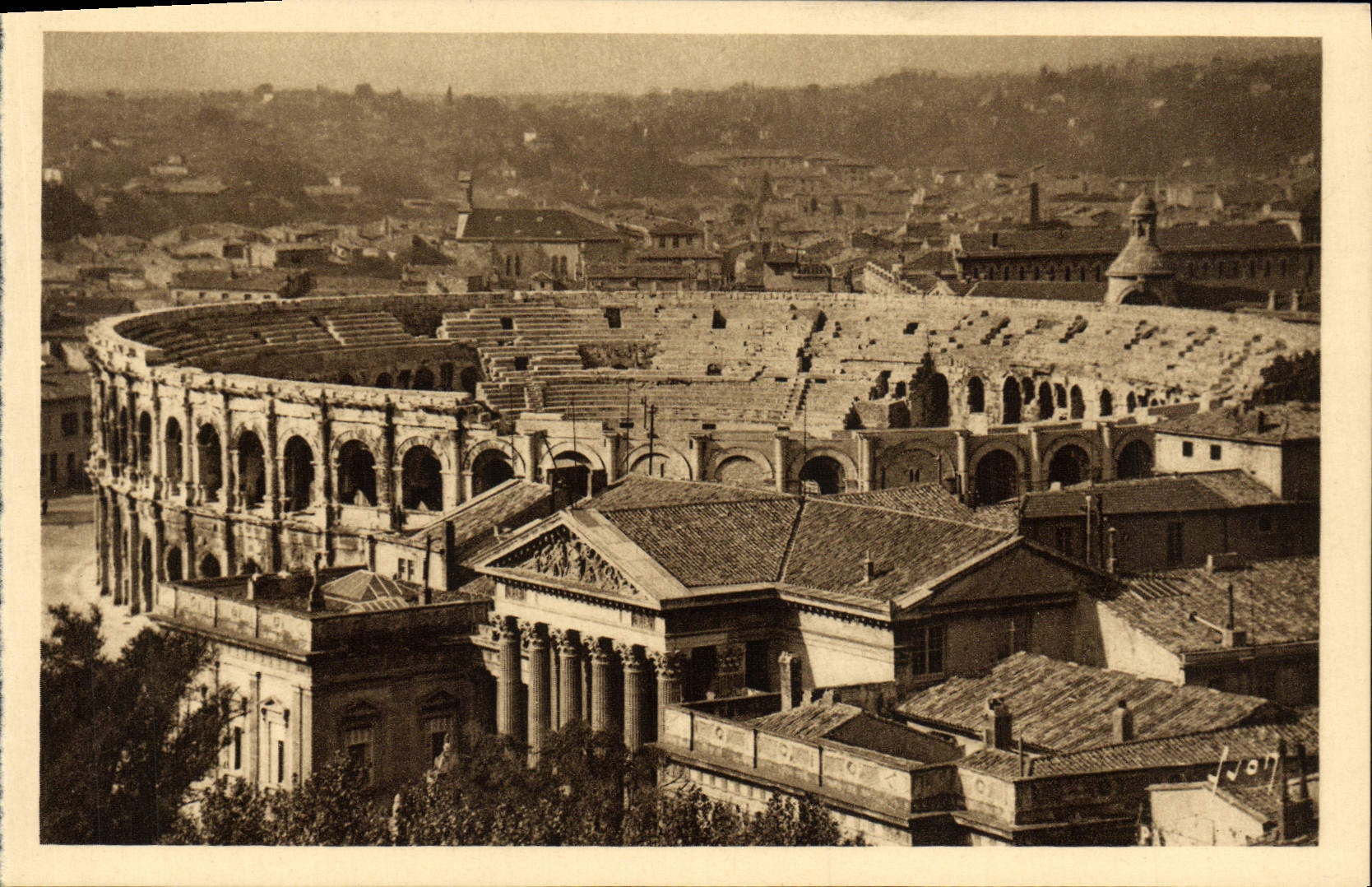 CPA Nimes Les Arenes