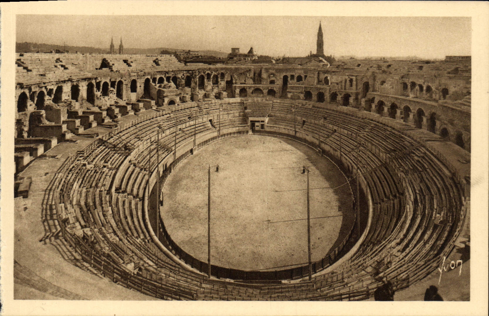 CPA Nimes Les Arenes