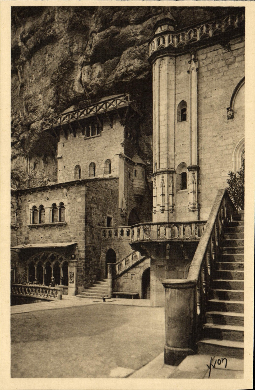 CPA Rocamadour Le parvis