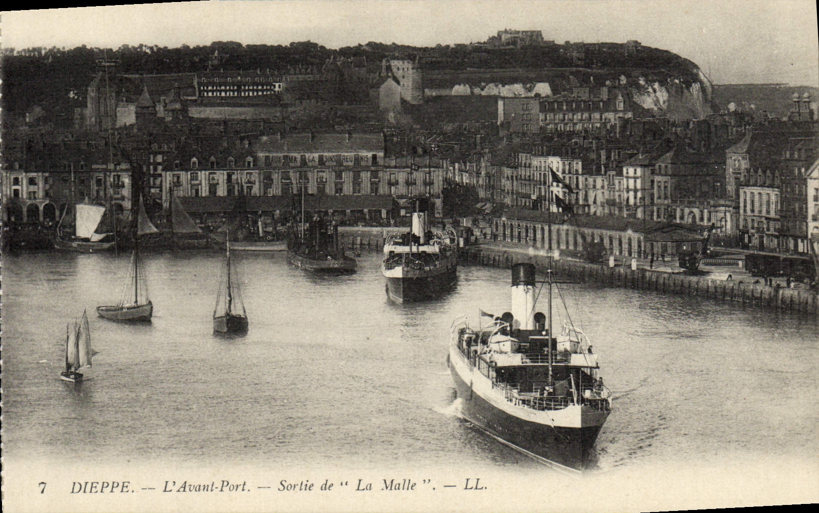 POSTAL Dieppe de la VENDIMIA antes de los barcos portuarios