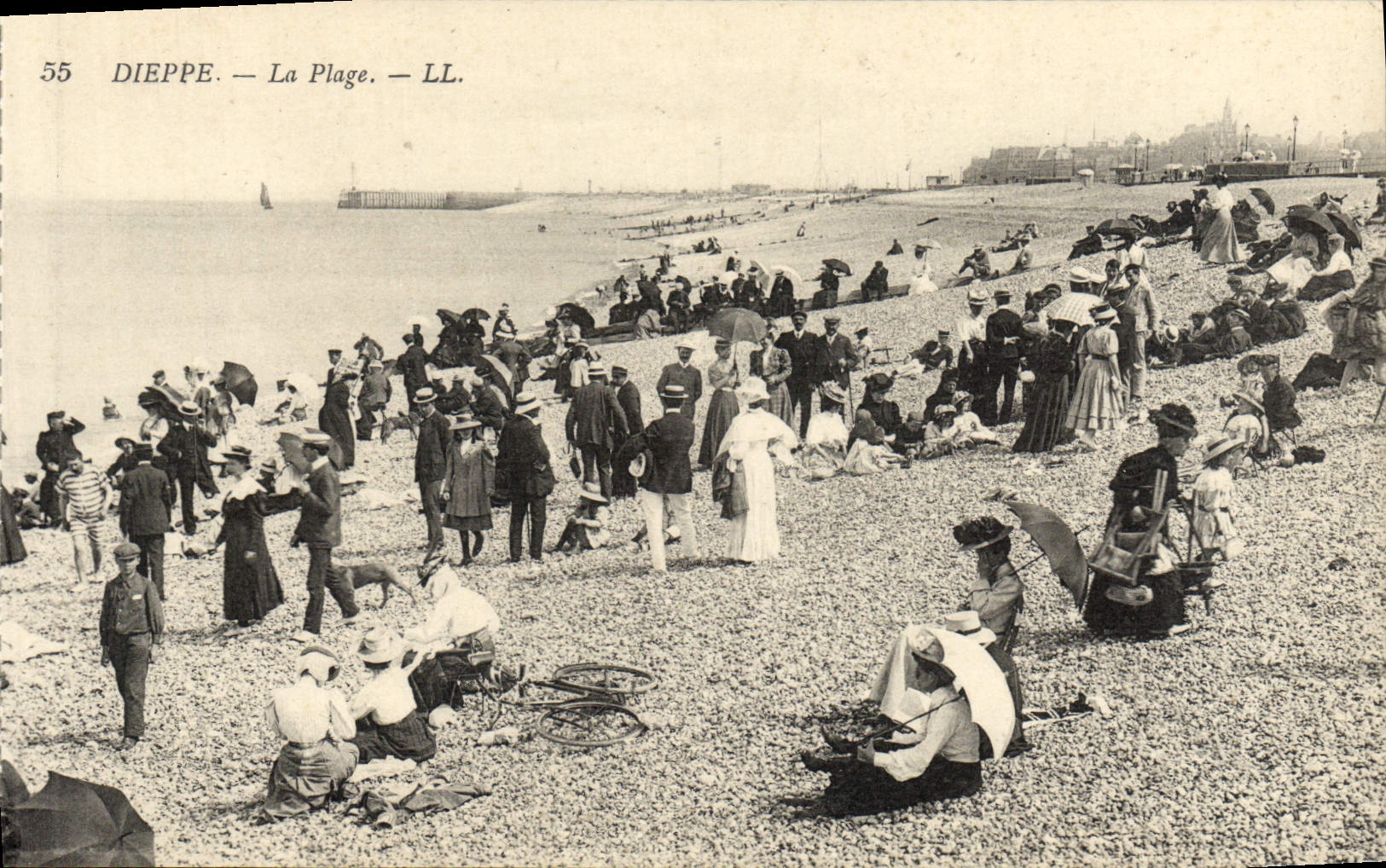 POSTAL Dieppe de la VENDIMIA la playa