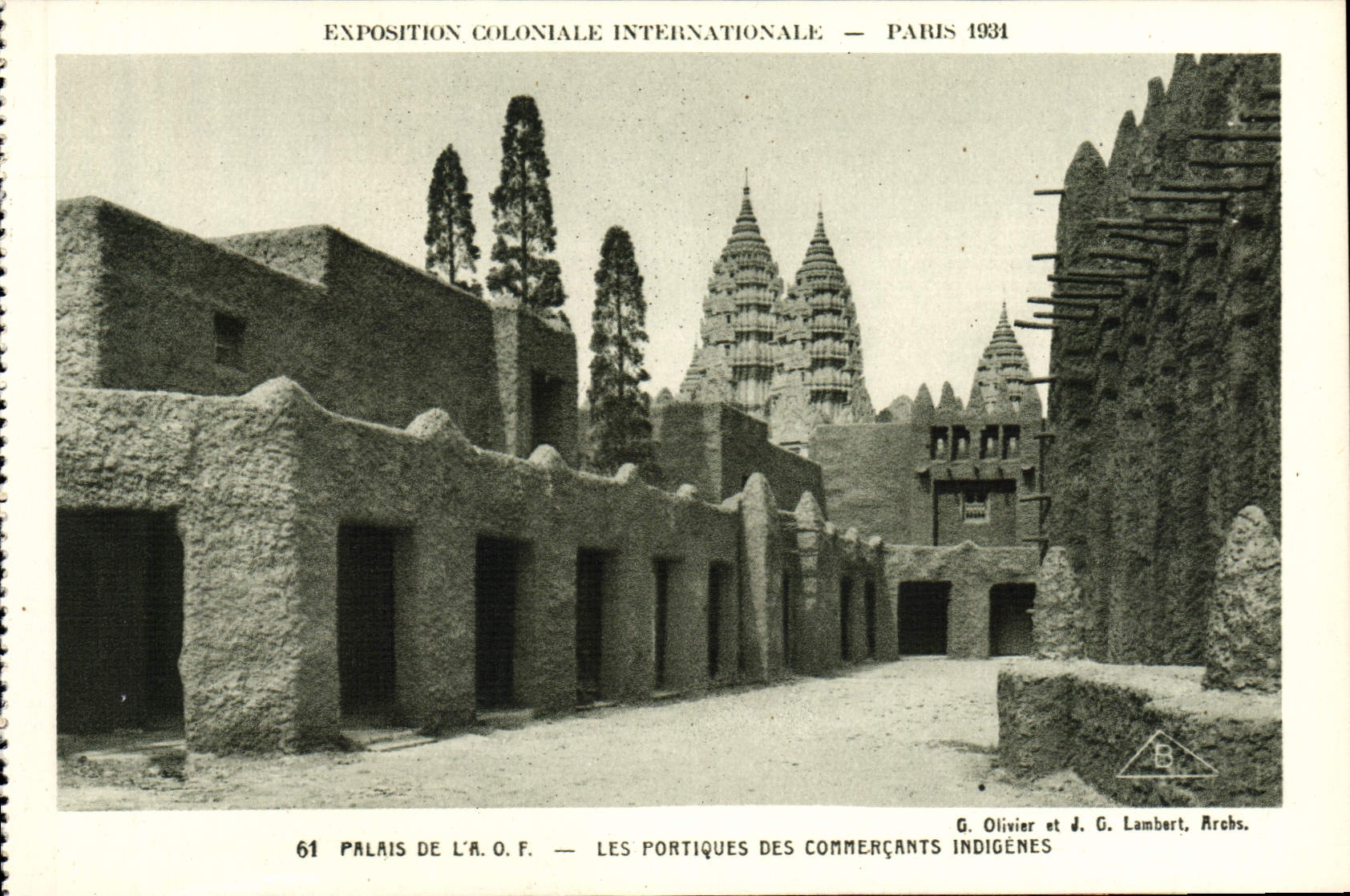 CPA Exposition Coloniale Internationale Paris 1931 Palais de l'AOF Les portiques des commercants indigenes