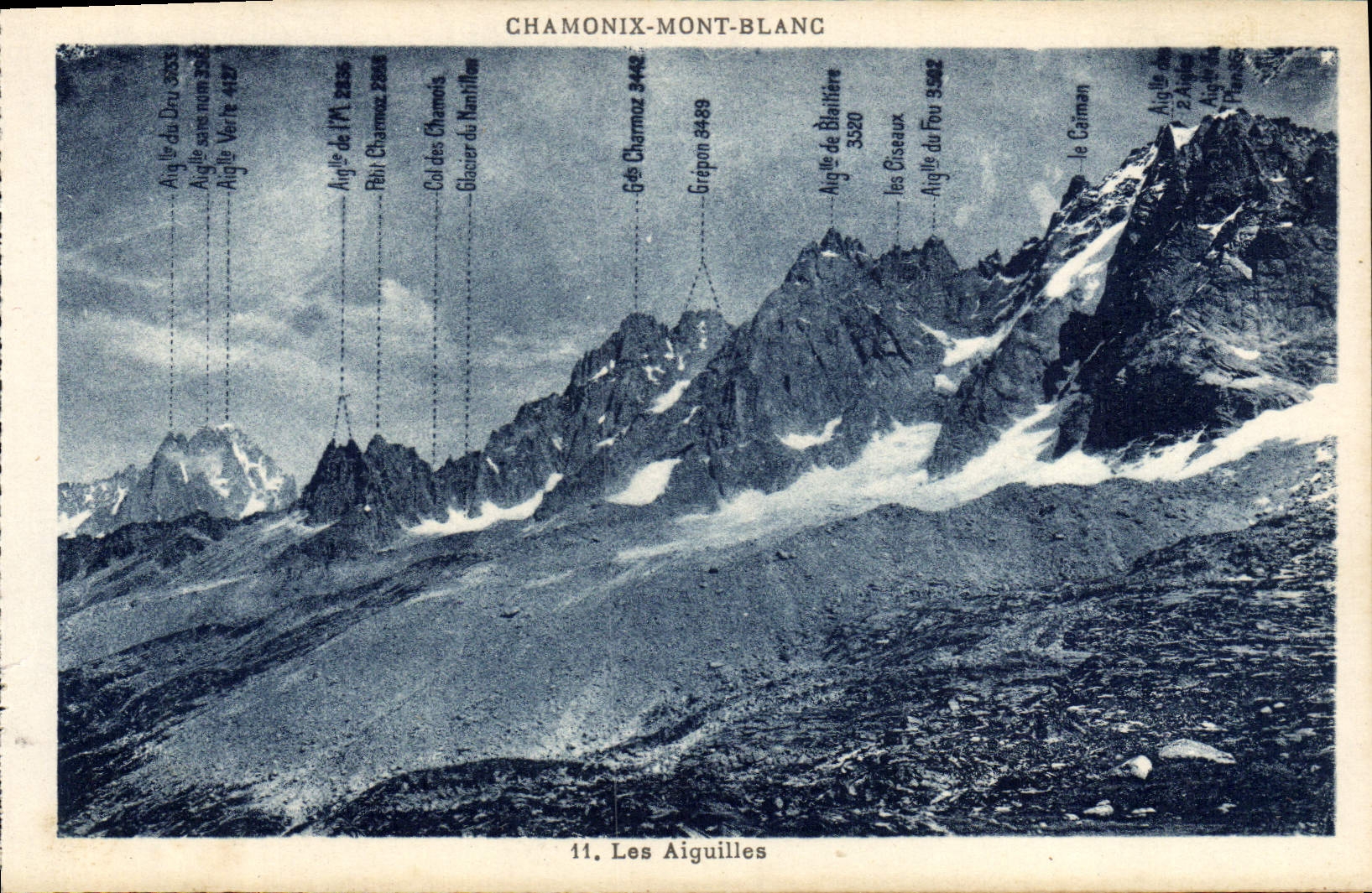 CPA Chamonix Mont Blanc Les Aiguilles