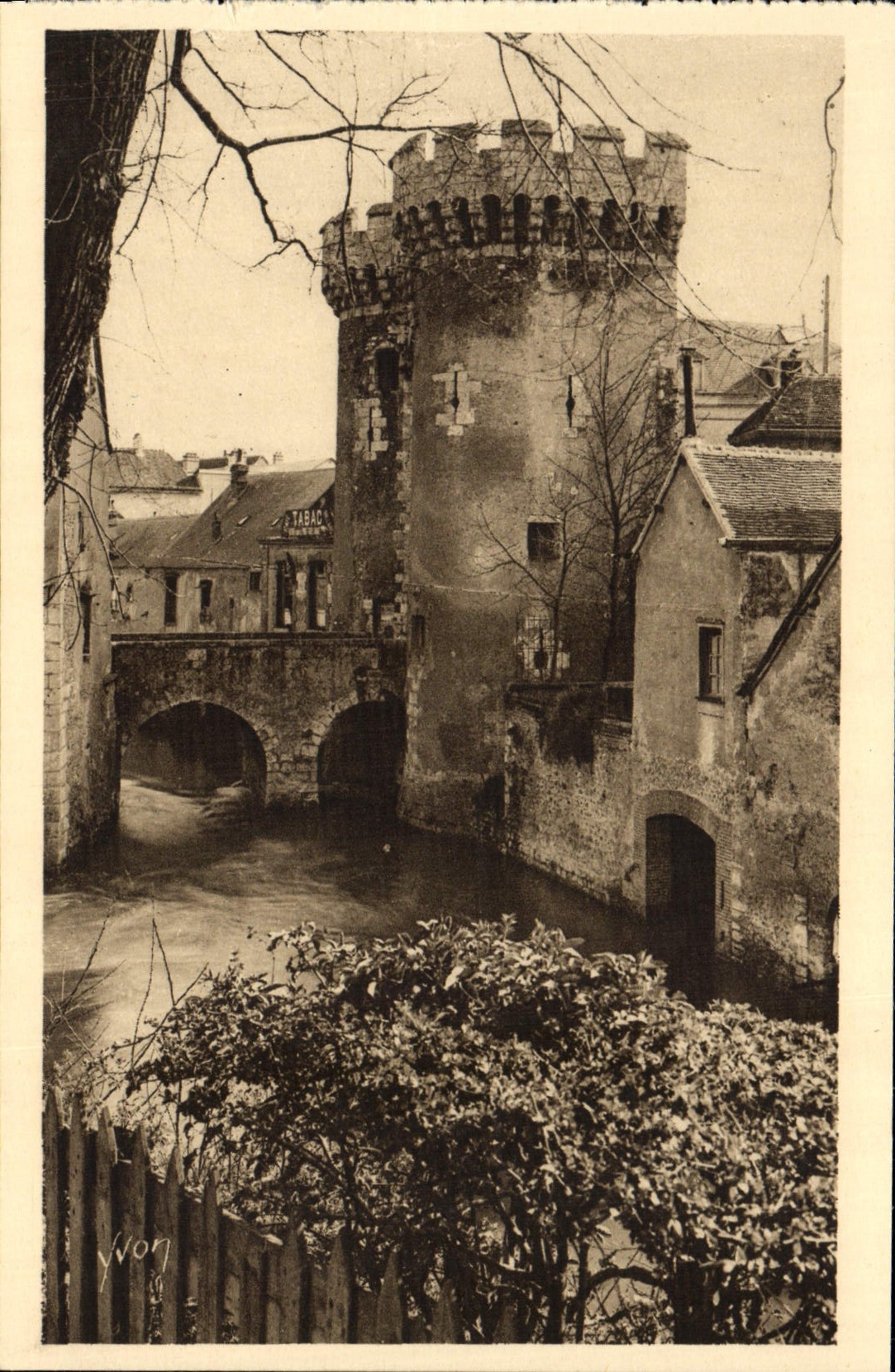 CPA Chartres La Porte Guillaume