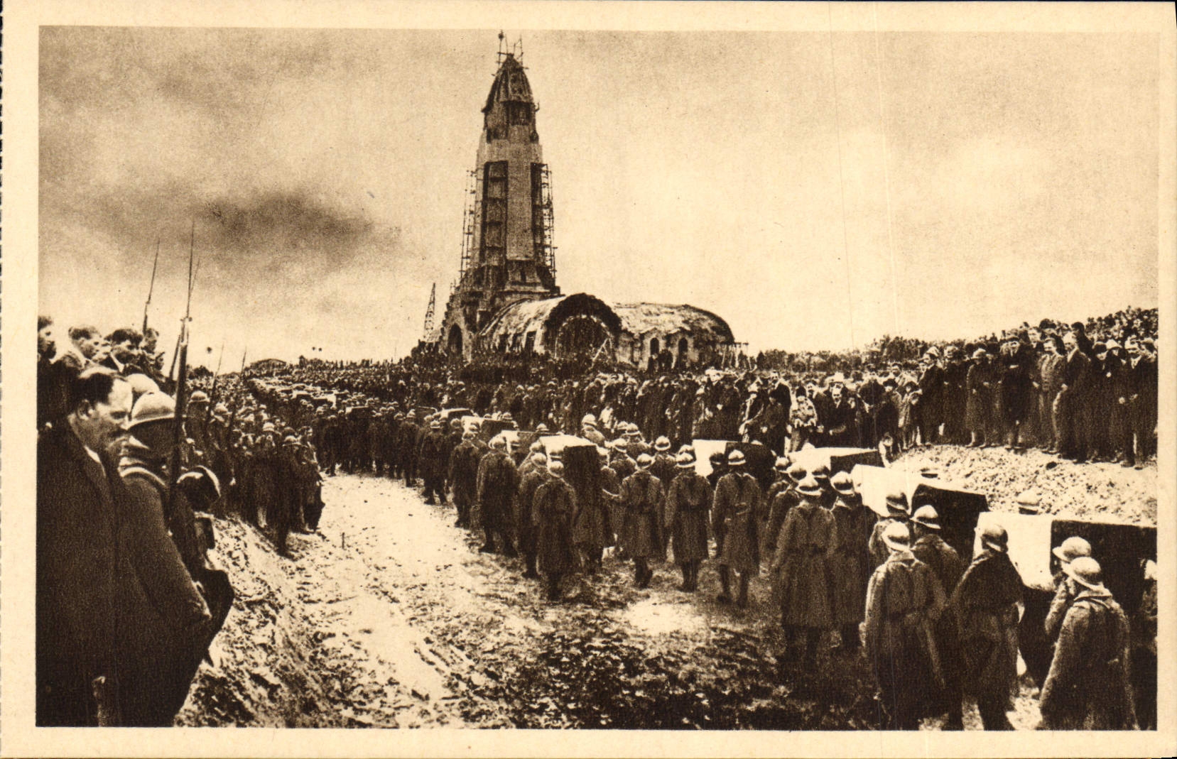 VINTAGE POSTCARD Douaumont solemn Translation of the remainders of our Heroes the Militaria on September 18th, 1927